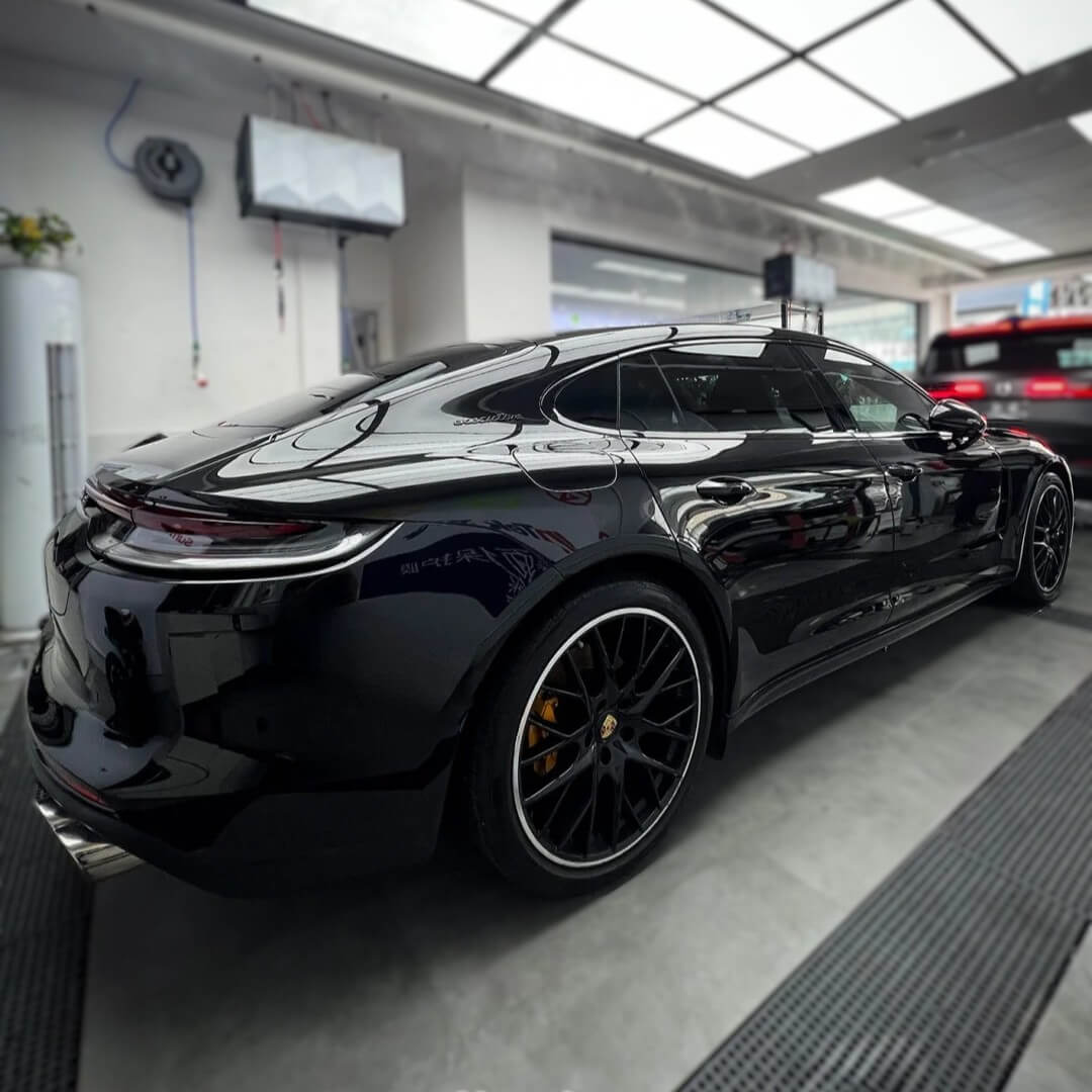 Glossy Obsidian Black Color PPF