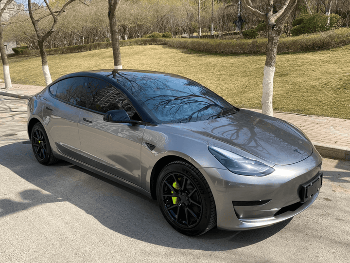 Gloss Metallic Gun Metal Silver Vinyl Wrap